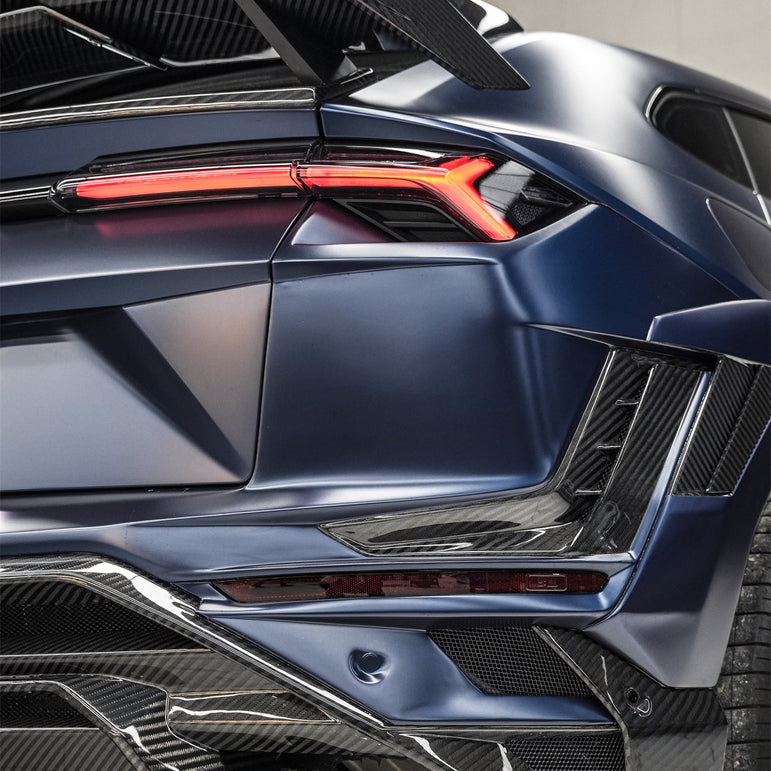 Lamborghini Urus (2018–2022) — DarwinPRO BKSS Part Carbon Fibre Widebody Kit Aftermarket Carbon Fiber Part / Bodykit - Robot Bodykits