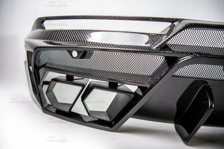 Lamborghini Urus Full Dry Carbon Fibre 