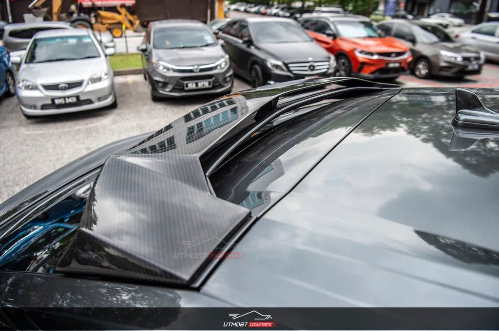 Lamborghini Urus Full Dry Carbon Fibre 