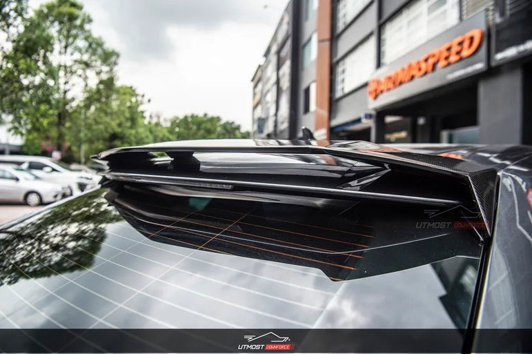 Lamborghini Urus Full Dry Carbon Fibre 