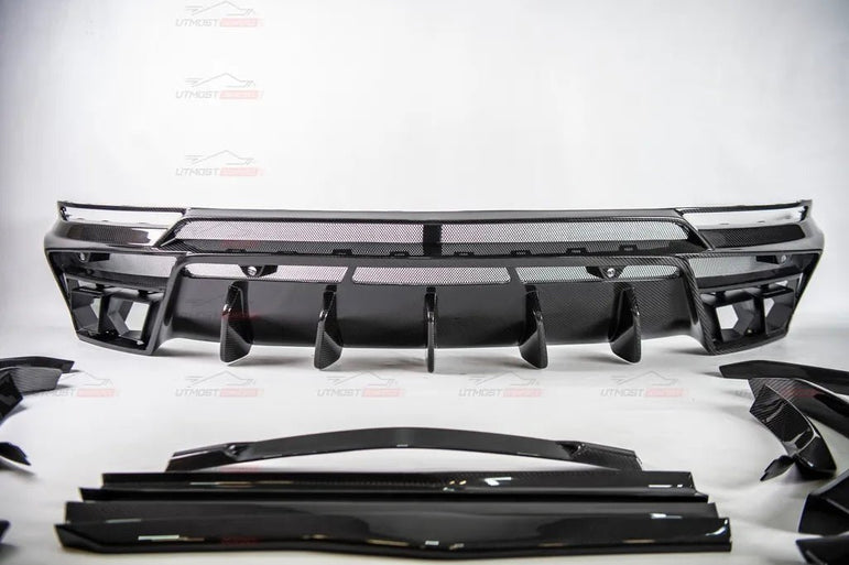 Lamborghini Urus Full Dry Carbon Fibre 
