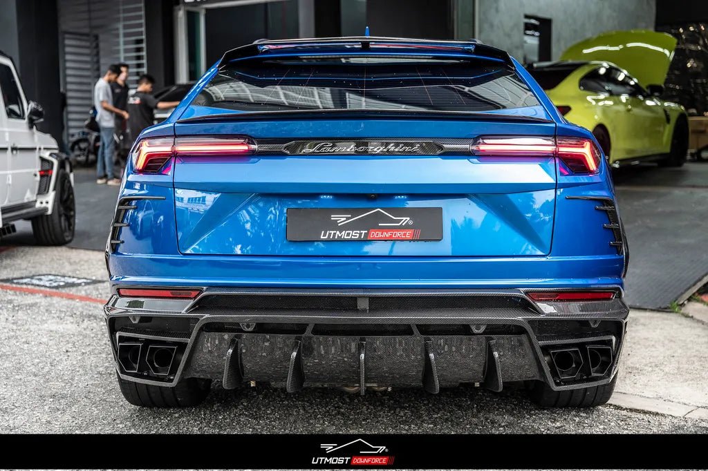 Lamborghini Urus Full Dry Carbon Fibre 