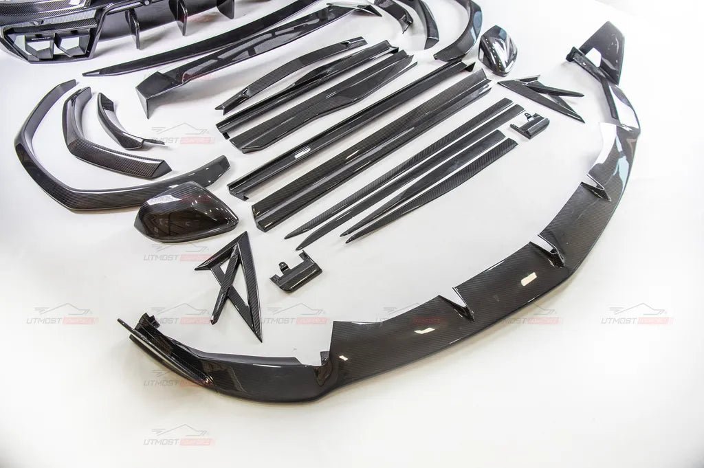 Lamborghini Urus Full Dry Carbon Fibre 