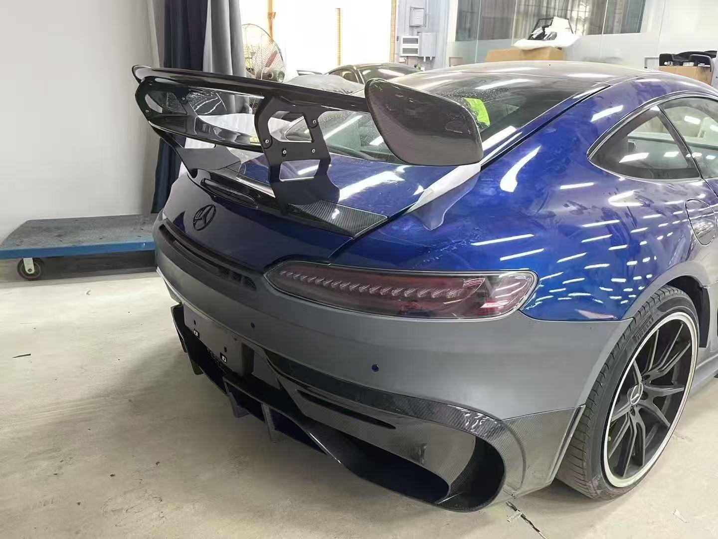 Mercedes - Benz AMG GT / GTS / GTC / GTR Black Series Style Full Body Kit Aftermarket Carbon Fiber Part / Bodykit - Robot Bodykits