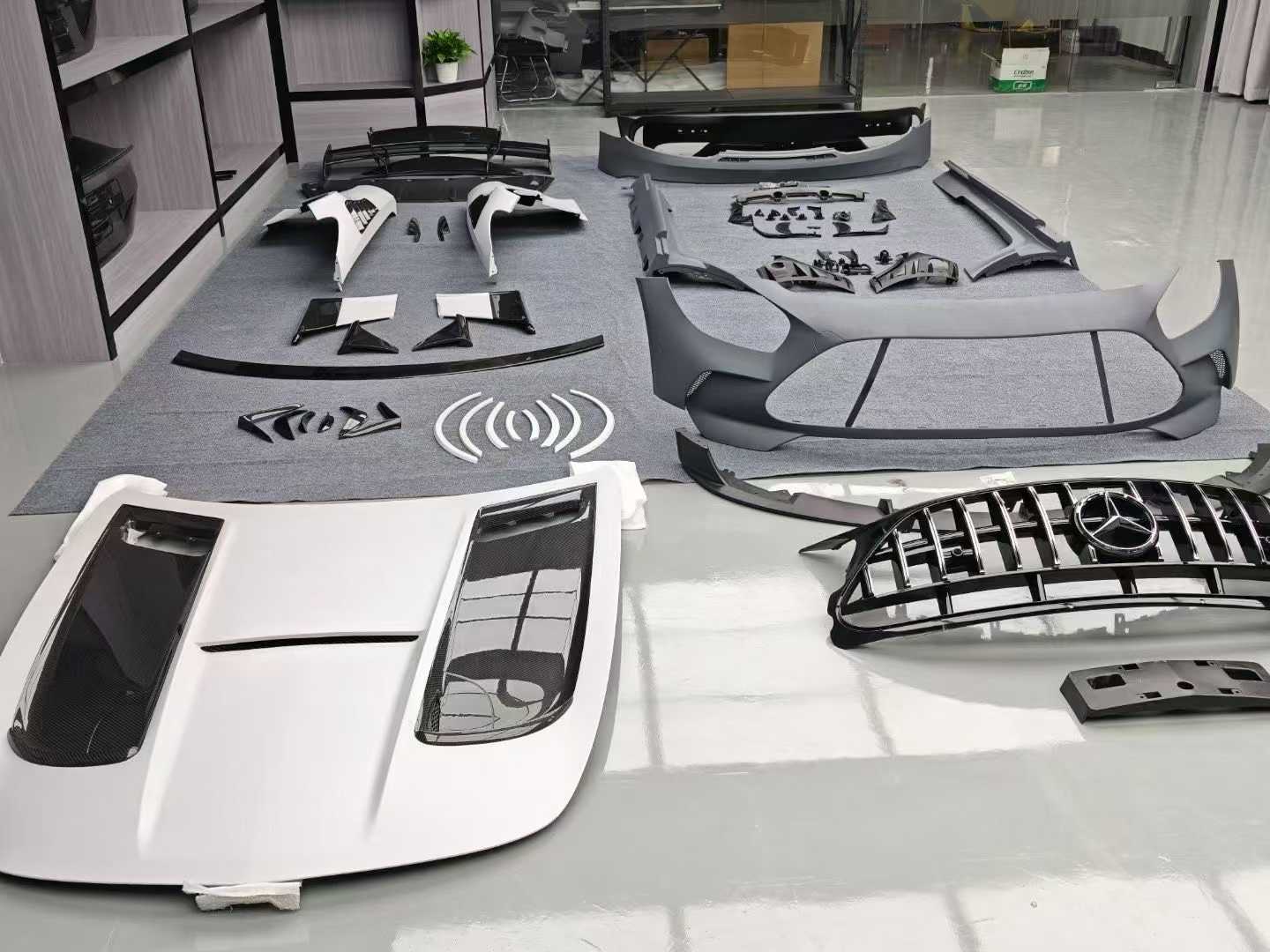 Mercedes - Benz AMG GT / GTS / GTC / GTR Black Series Style Full Body Kit Aftermarket Carbon Fiber Part / Bodykit - Robot Bodykits