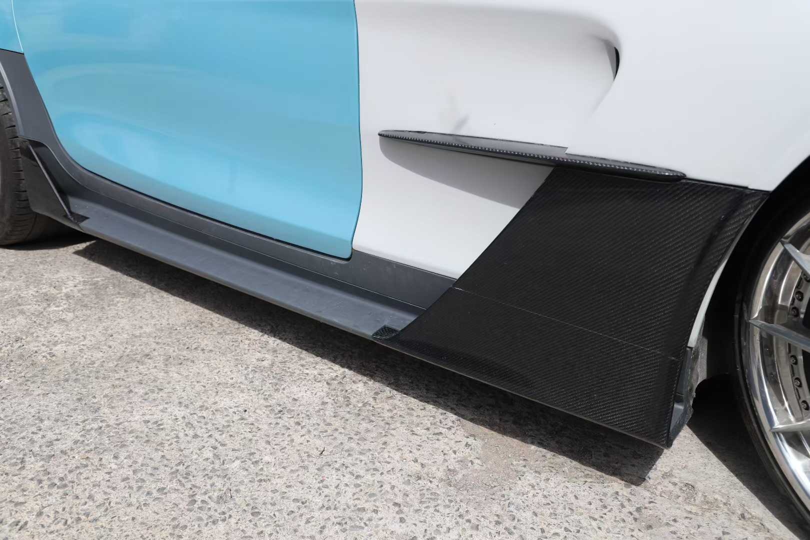 Mercedes - Benz AMG GT / GTS / GTC / GTR Black Series Style Full Body Kit Aftermarket Carbon Fiber Part / Bodykit - Robot Bodykits