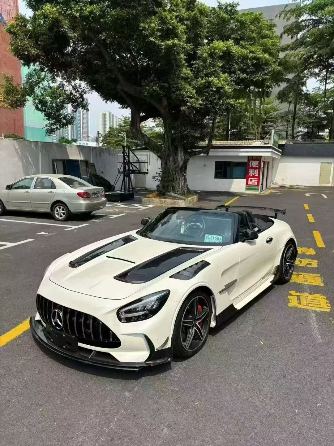 Mercedes-Benz AMG GTC Roadster Black Series Style Full Body Kit Aftermarket Carbon Fiber Part / Bodykit - Robot Bodykits