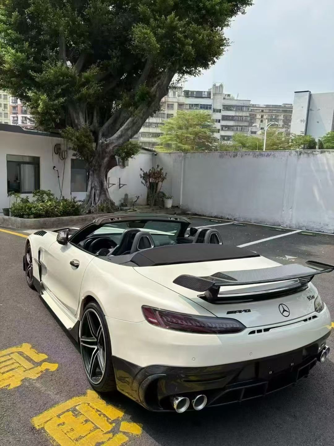 Mercedes-Benz AMG GTC Roadster Black Series Style Full Body Kit Aftermarket Carbon Fiber Part / Bodykit - Robot Bodykits