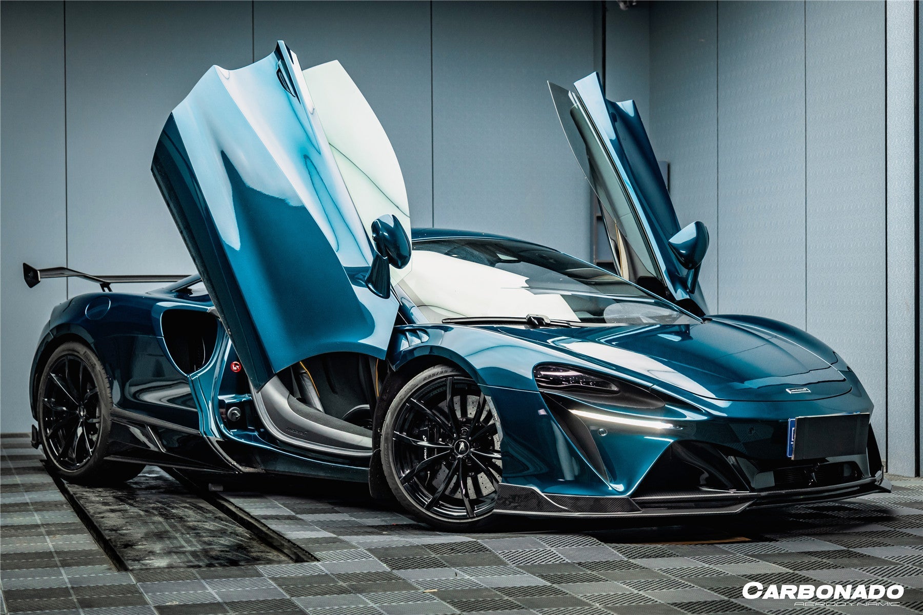 MIW Design 2023 - ON McLaren Artura Coupe – ANAMS Dry Carbon Kit Aftermarket Carbon Fiber Part / Bodykit - Robot Bodykits