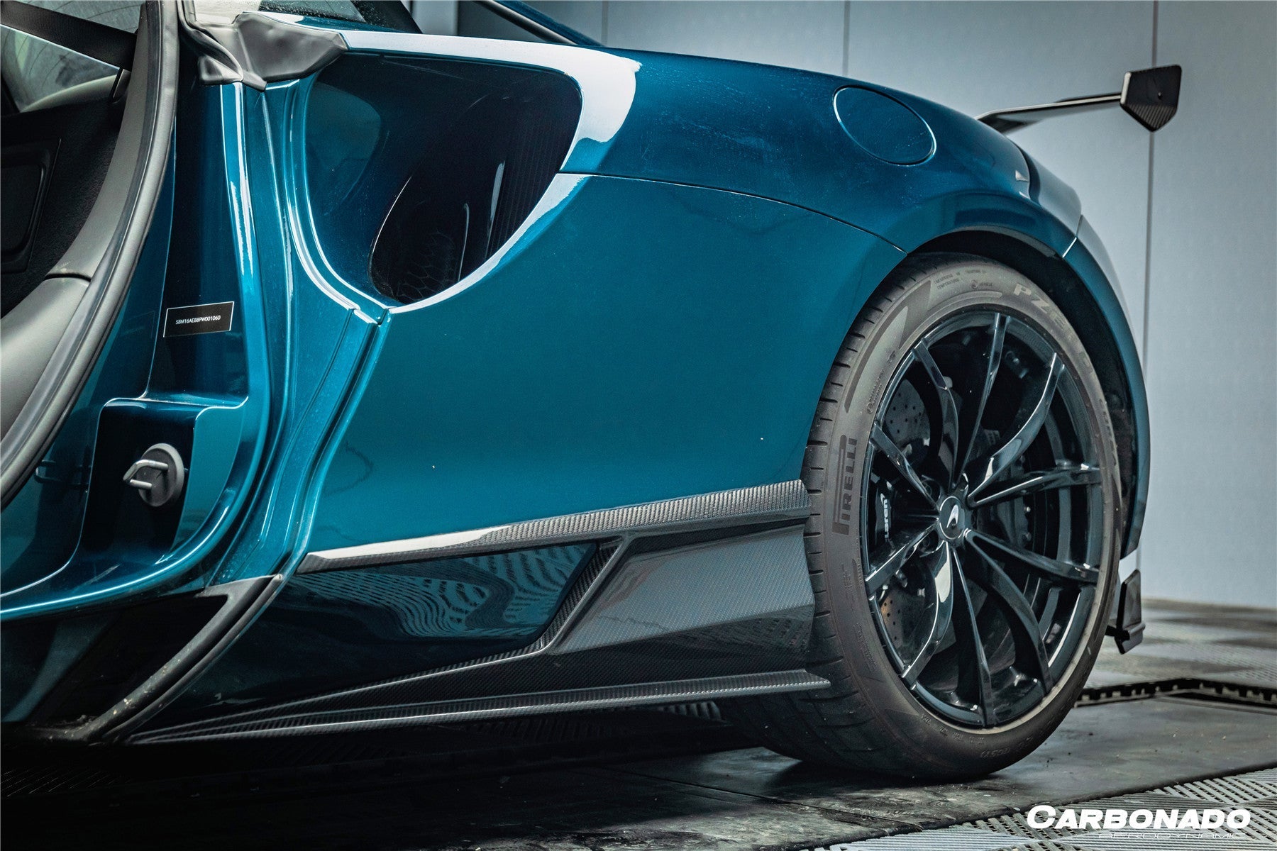 MIW Design 2023 - ON McLaren Artura Coupe – ANAMS Dry Carbon Kit Aftermarket Carbon Fiber Part / Bodykit - Robot Bodykits