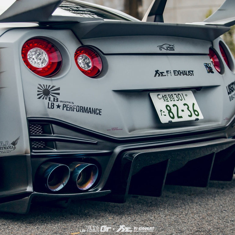 Nissan GT - R R35 Race Version Fi Exhaust Aftermarket Carbon Fiber Part / Bodykit - Robot Bodykits