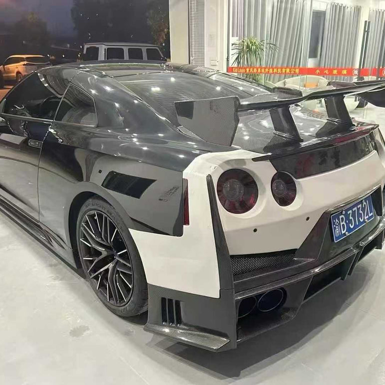 Nissan GTR R35 2024 Nismo Style Full Partial Carbon Conversion Kit (Fits 2009 - 2024) Version 1 Aftermarket Carbon Fiber Part / Bodykit - Robot Bodykits
