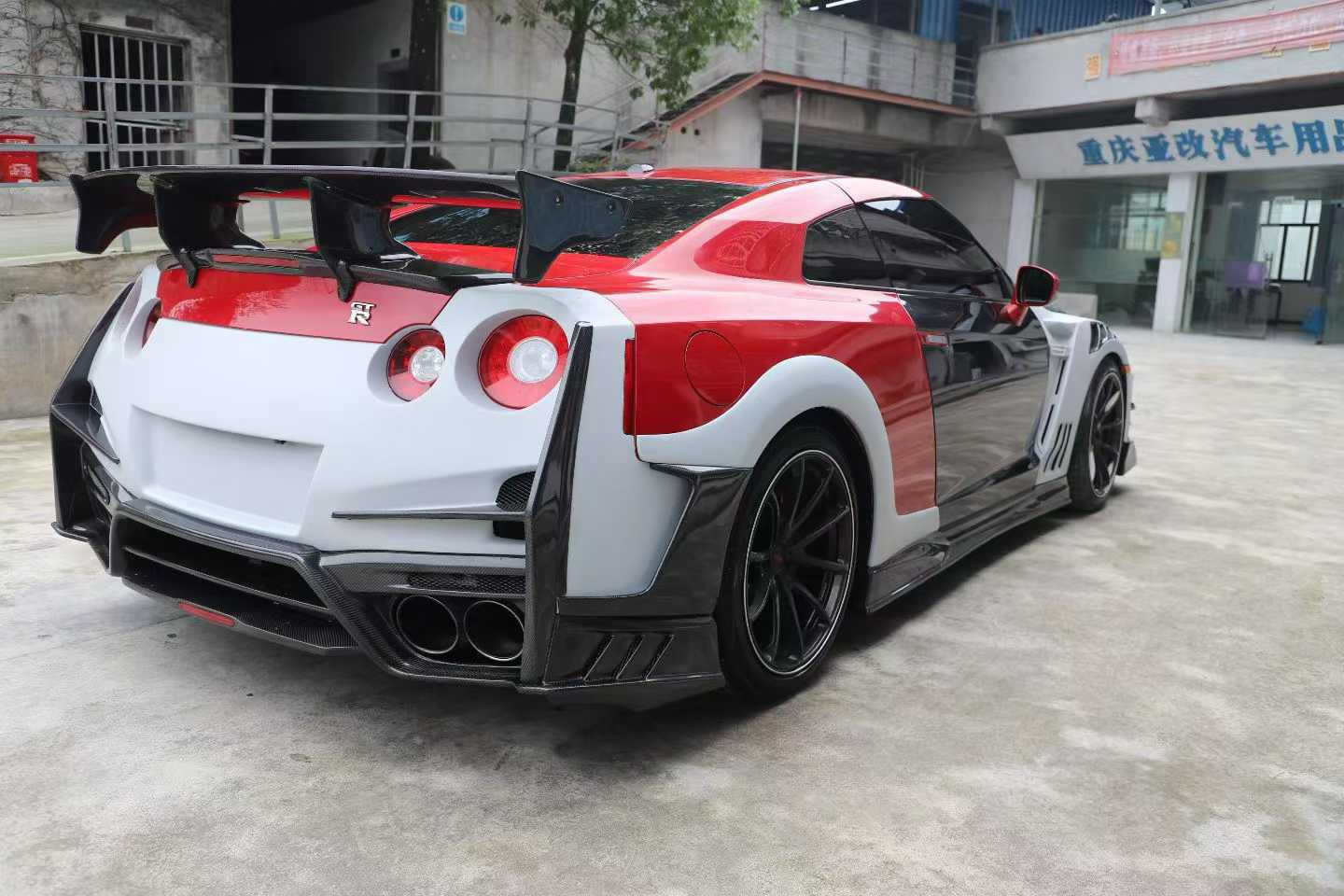 Nissan GTR R35 2024 TS Nismo Style Full Partial Carbon Conversion Kit (Fits 2009 - 2024) Version 2 Aftermarket Carbon Fiber Part / Bodykit - Robot Bodykits