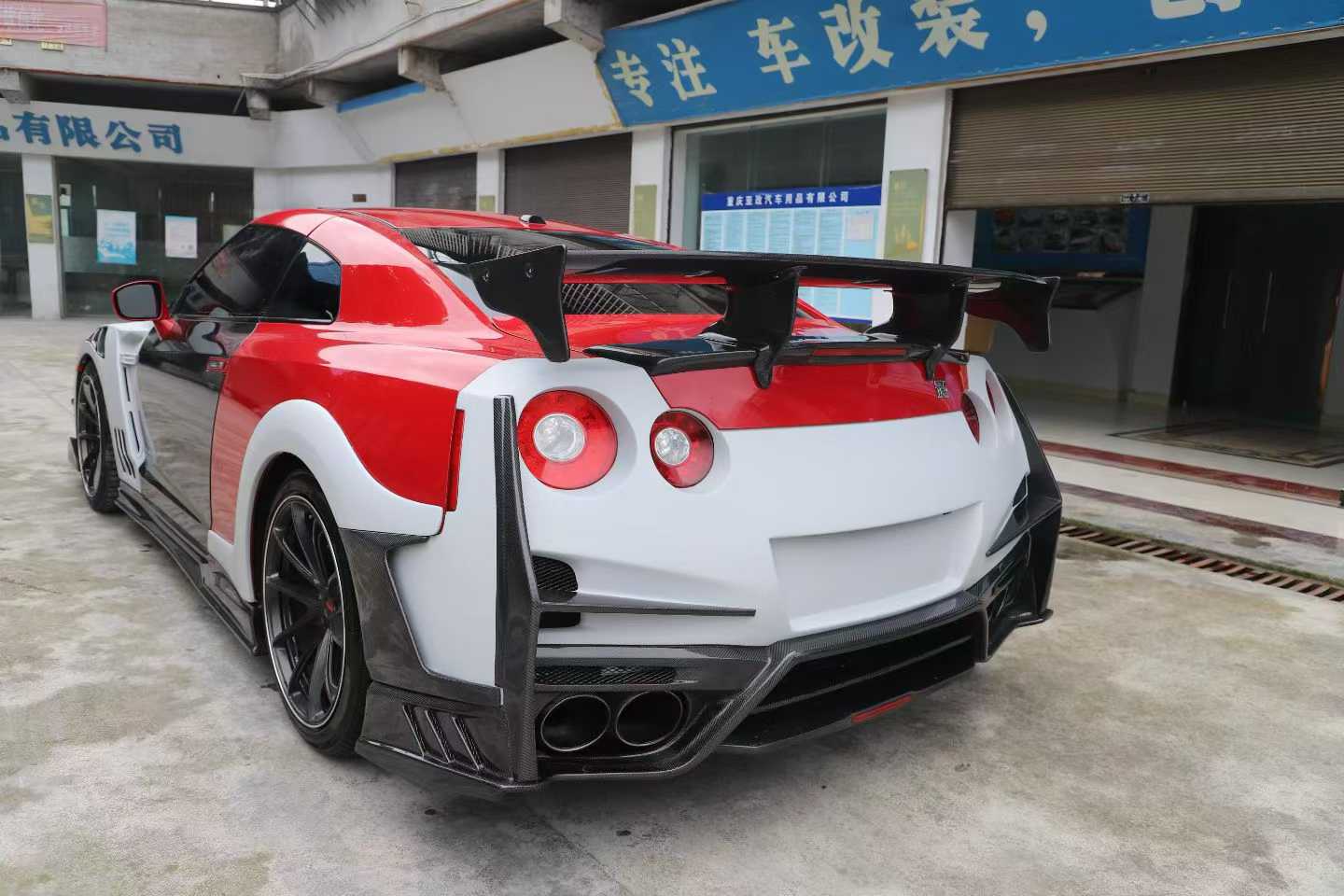 Nissan GTR R35 2024 TS Nismo Style Full Partial Carbon Conversion Kit (Fits 2009 - 2024) Version 2 Aftermarket Carbon Fiber Part / Bodykit - Robot Bodykits