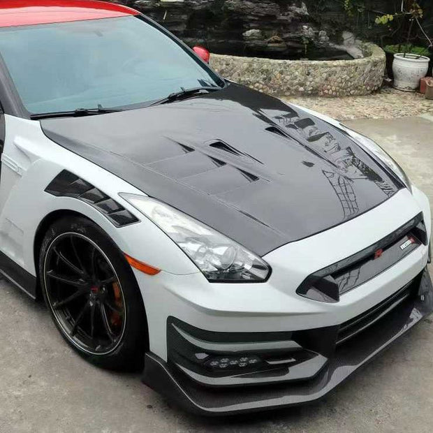 Nissan GTR TS Style 2017+ Prepreg / Dry - Carbon Bonnet Aftermarket Carbon Fiber Part / Bodykit - Robot Bodykits