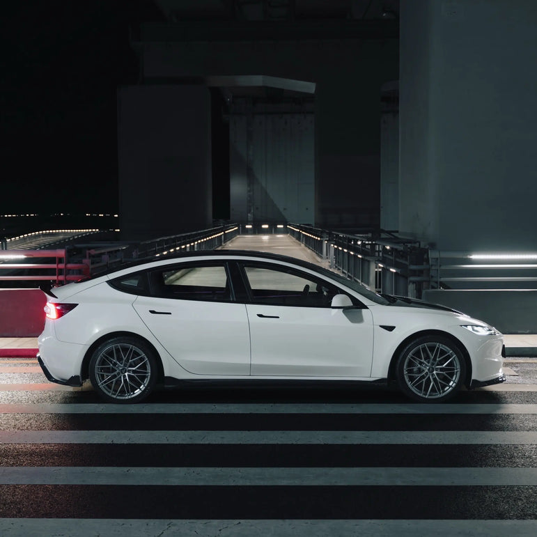 Robot Craftsman Tesla Model 3 Highland Lowline Bodykit (Hydrogai Series) SR & LR