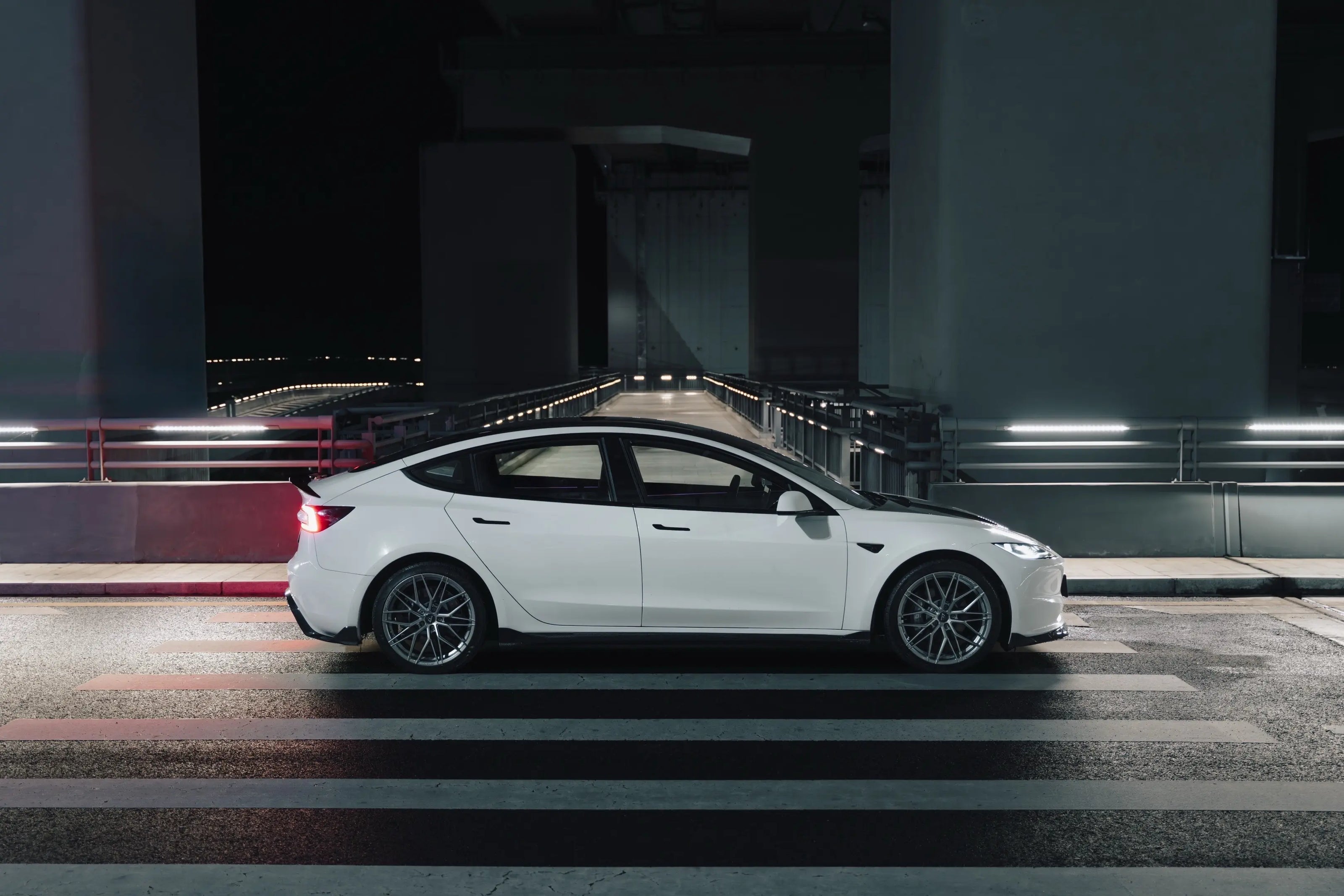 Robot Craftsman Tesla Model 3 Highland Lowline Bodykit (Hydrogai Series) SR & LR