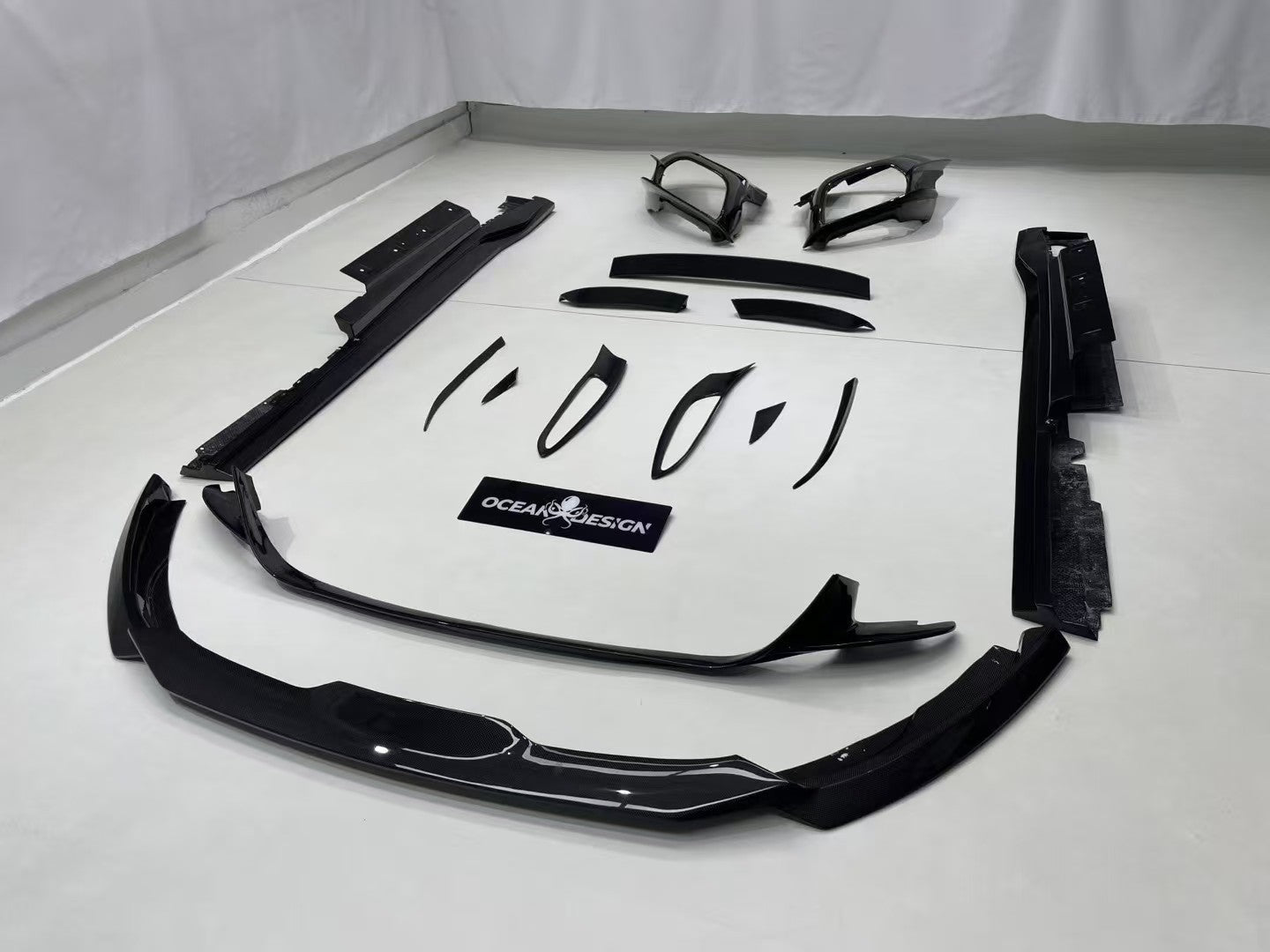 Ocean Design Ferrari 812 Dry Carbon Aero Body Kit (Full Set) Aftermarket Carbon Fiber Part / Bodykit - Robot Bodykits