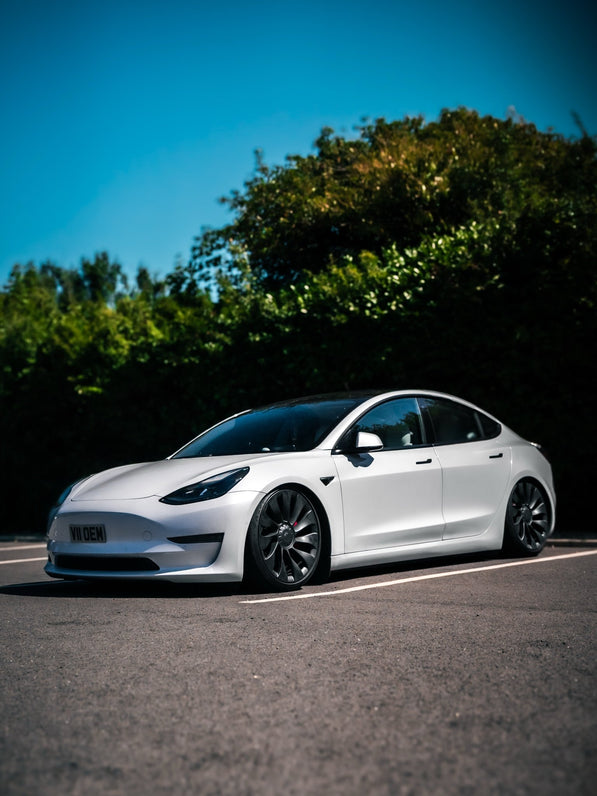OnAir E3 Series Tesla Model 3 Full Air Suspension System (Fits RWD/AWD & Highland) Aftermarket Carbon Fiber Part / Bodykit - Robot Bodykits