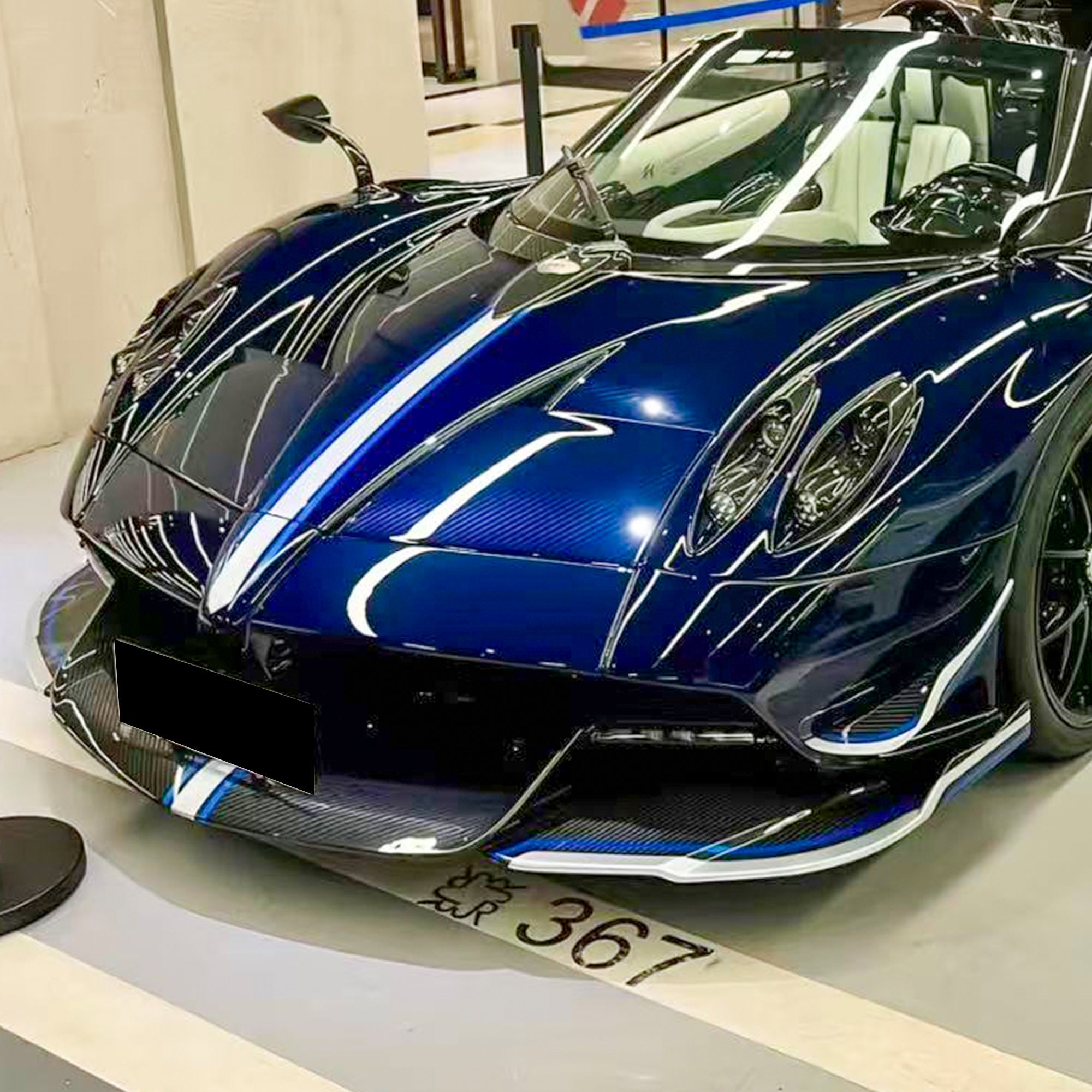 Pagani Huayra 2012–2018 OEM-Style Carbon Fibre Pacchetto Tempesta Front Lip Aftermarket Carbon Fiber Part / Bodykit - Robot Bodykits