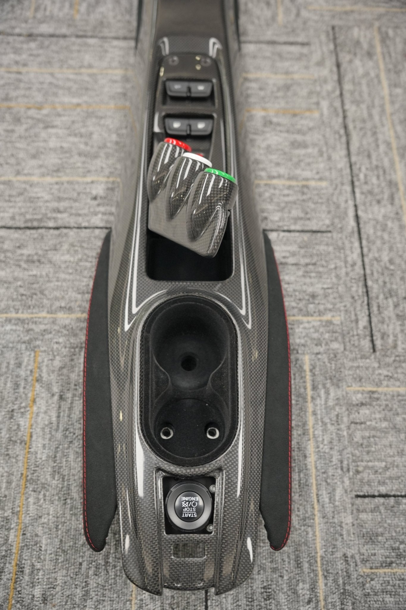 Pista Style Centre Console for Ferrari GTB / Spyder (LHD & RHD) Aftermarket Carbon Fiber Part / Bodykit - Robot Bodykits