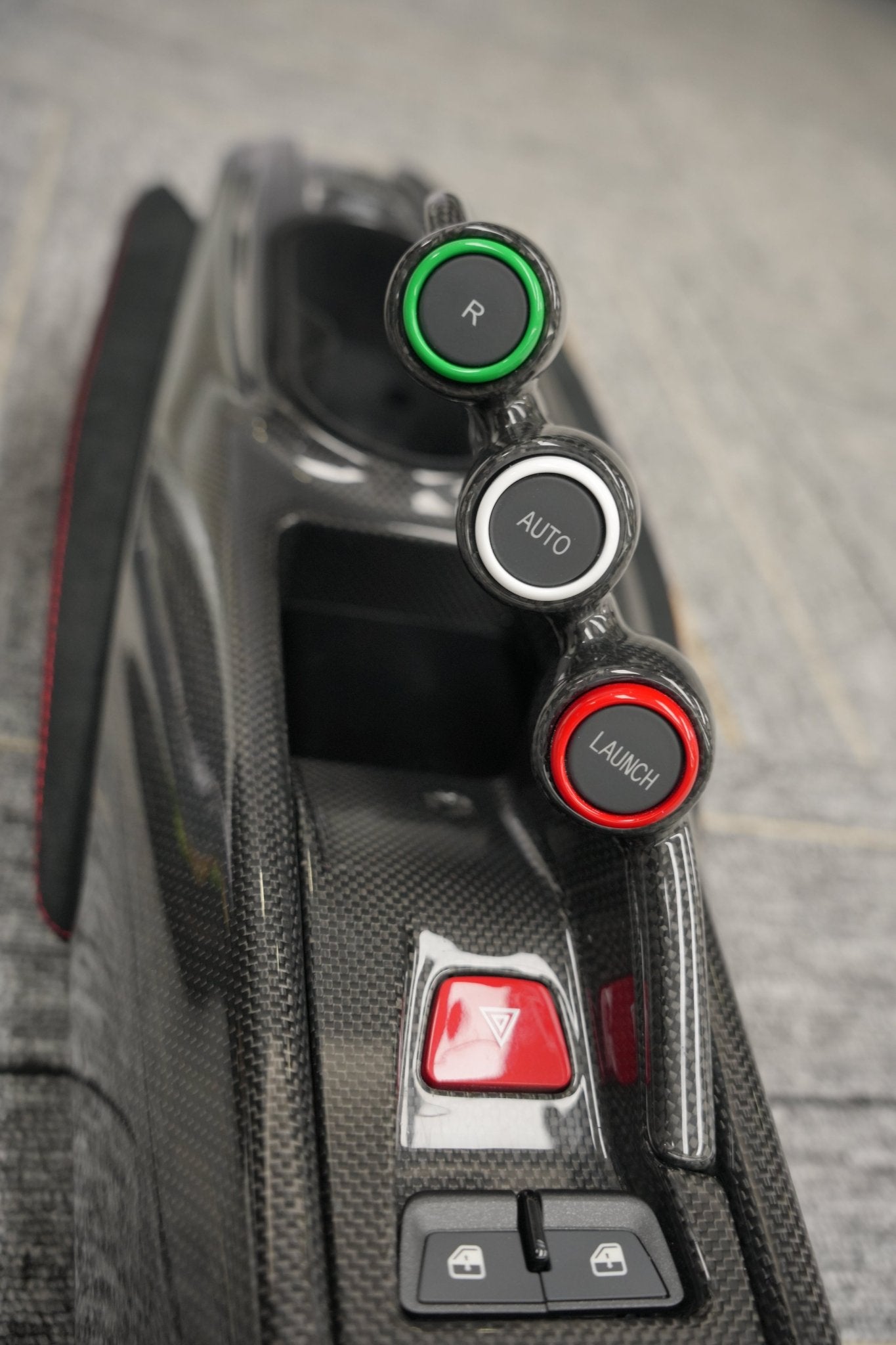 Pista Style Centre Console for Ferrari GTB / Spyder (LHD & RHD) Aftermarket Carbon Fiber Part / Bodykit - Robot Bodykits