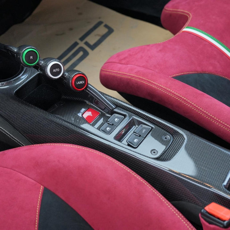 Pista Style Centre Console for Ferrari GTB / Spyder (LHD & RHD) Aftermarket Carbon Fiber Part / Bodykit - Robot Bodykits