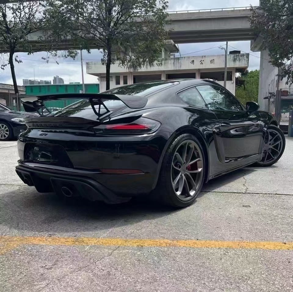 Porsche 718 Cayman GT4 Conversion Kit Aftermarket Carbon Fiber Part / Bodykit - Robot Bodykits