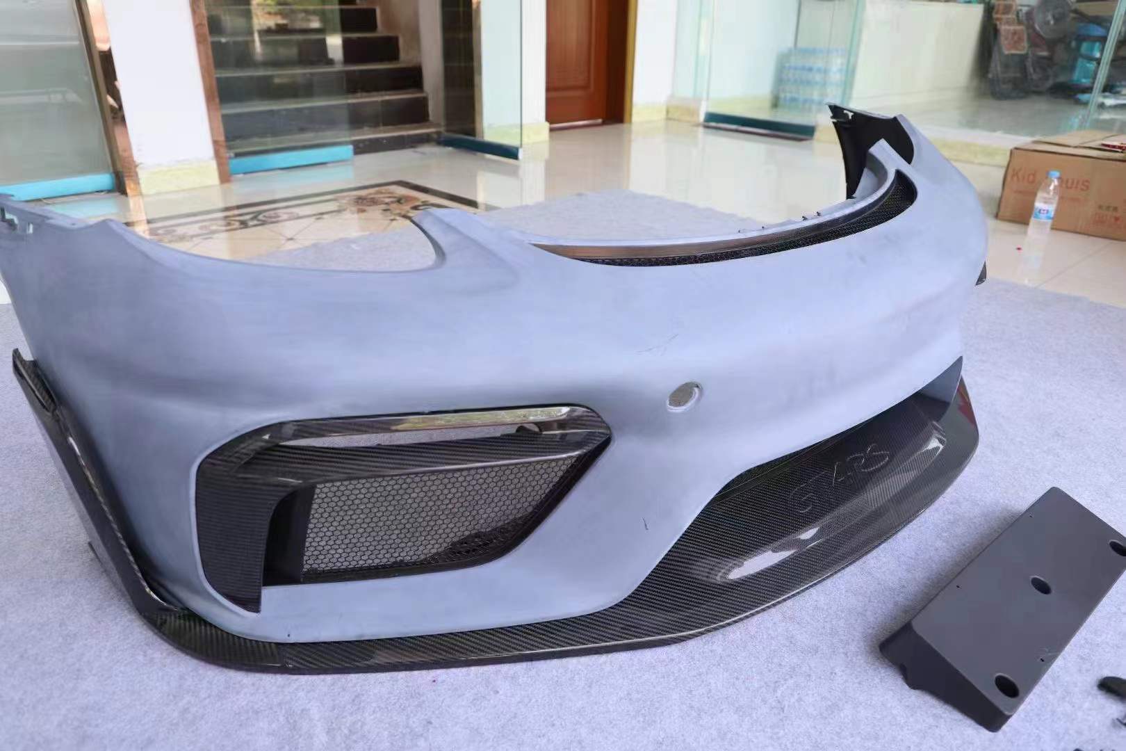 Porsche 718 Cayman GT4 RS Conversion Kit Aftermarket Carbon Fiber Part / Bodykit - Robot Bodykits