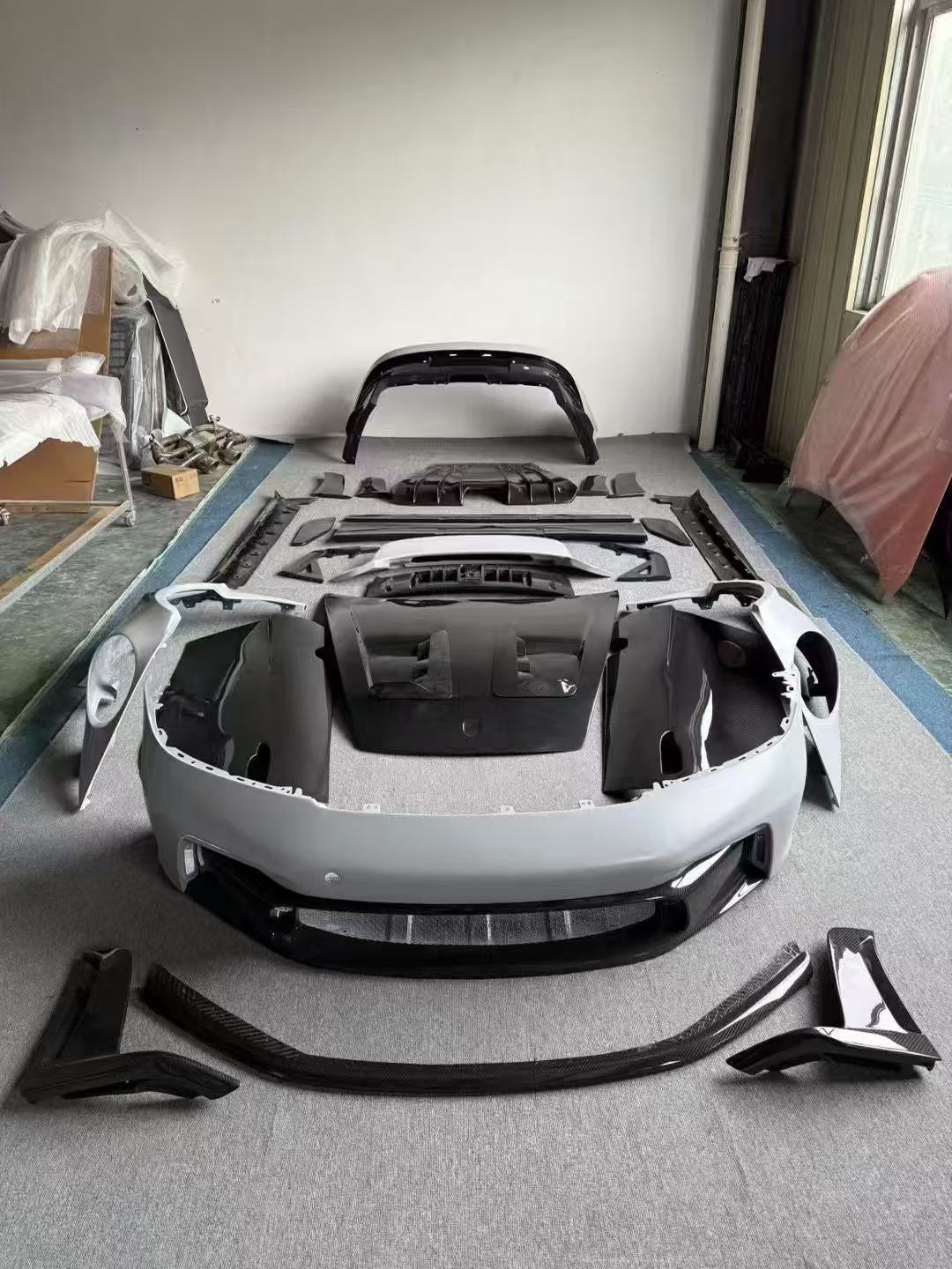 Porsche 911 992.1 (2019-2024) Upgrade to GT3 RS Full Dry-Carbon Fibre Conversion Kit Aftermarket Carbon Fiber Part / Bodykit - Robot Bodykits