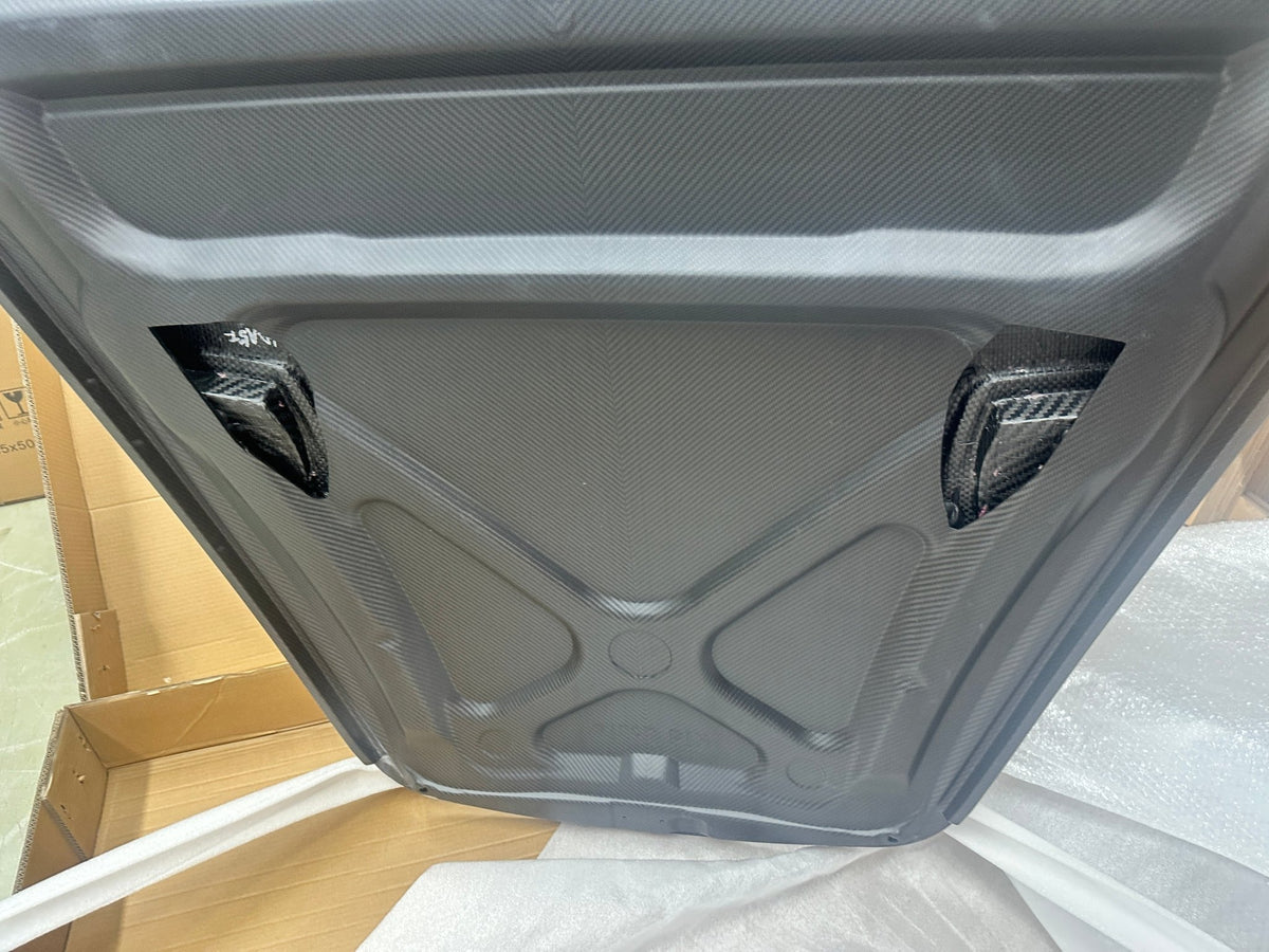 Porsche 987 / 997 Dry-Carbon (Prepreg) GT4 Style Bonnet Aftermarket Carbon Fiber Part / Bodykit - Robot Bodykits