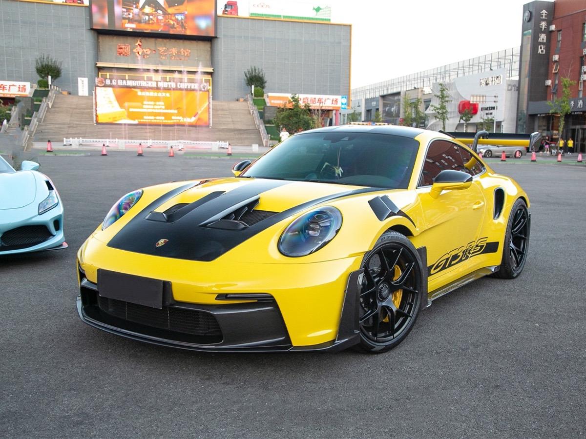 Porsche 992 GT3 RS Plastic OEM Dry-Carbon Replacement Kit Aftermarket Carbon Fiber Part / Bodykit - Robot Bodykits
