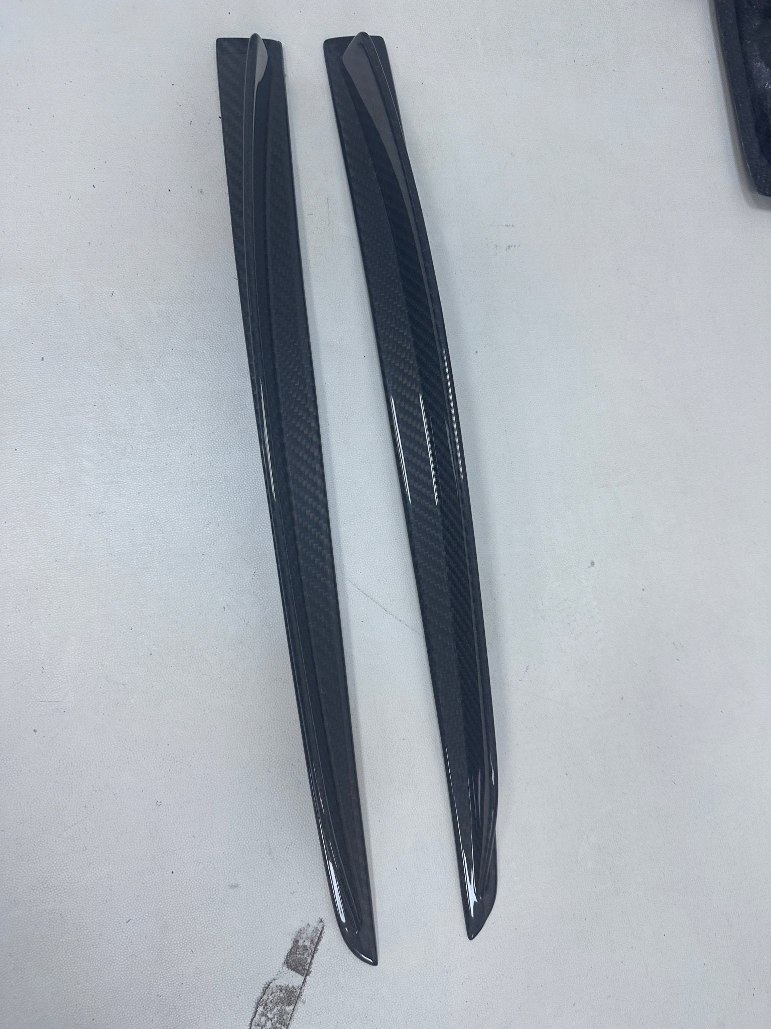 Porsche 992 GT3 RS Plastic OEM Dry - Carbon Replacement Kit Aftermarket Carbon Fiber Part / Bodykit - Robot Bodykits