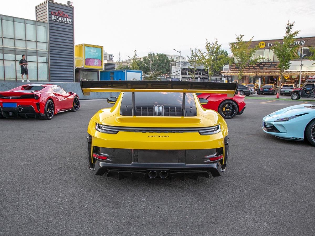 Porsche 992 GT3 RS Plastic OEM Dry-Carbon Replacement Kit Aftermarket Carbon Fiber Part / Bodykit - Robot Bodykits