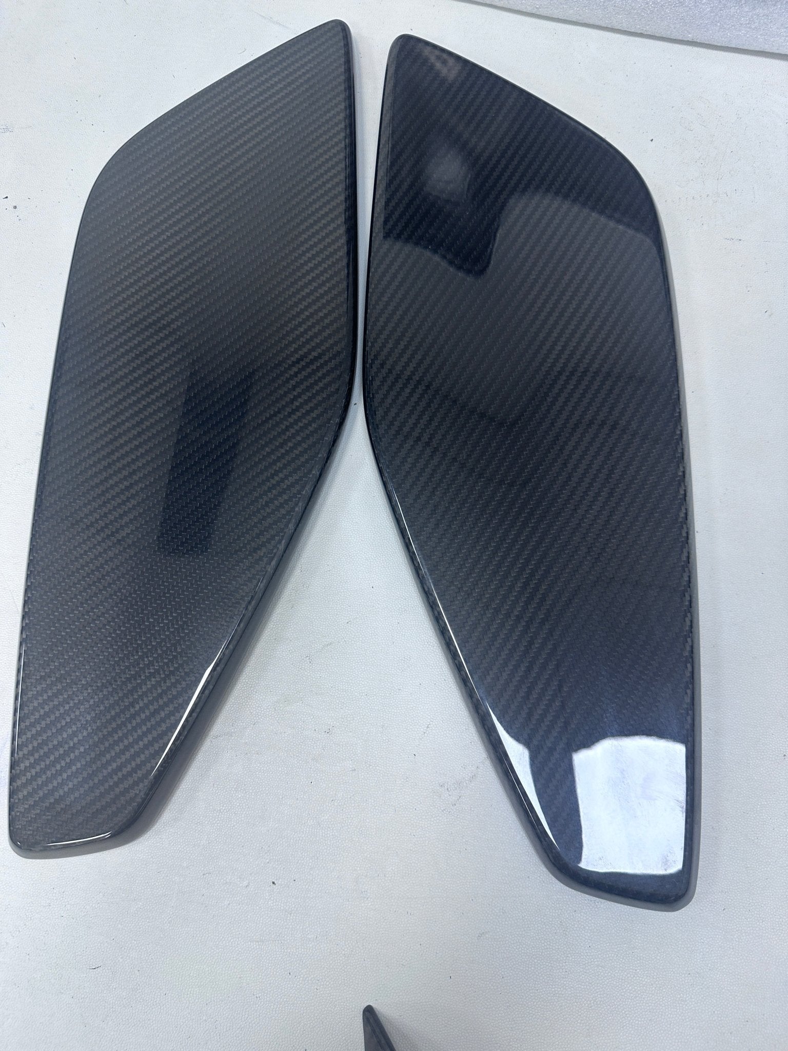 Porsche 992 GT3 RS Plastic OEM Dry - Carbon Replacement Kit Aftermarket Carbon Fiber Part / Bodykit - Robot Bodykits