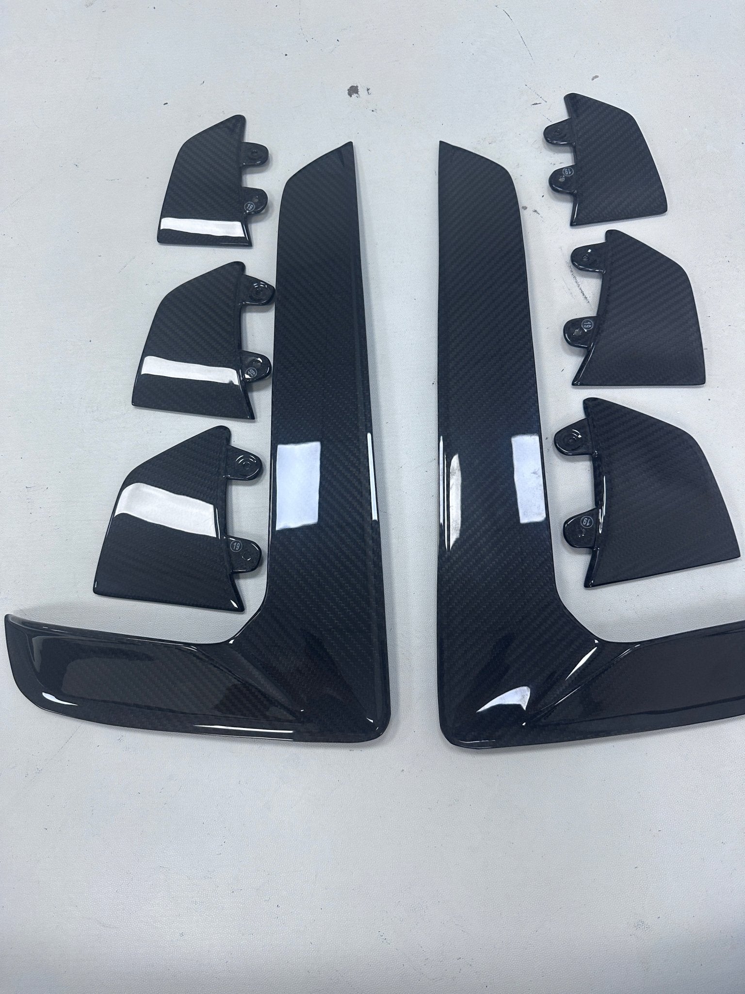 Porsche 992 GT3 RS Plastic OEM Dry - Carbon Replacement Kit Aftermarket Carbon Fiber Part / Bodykit - Robot Bodykits
