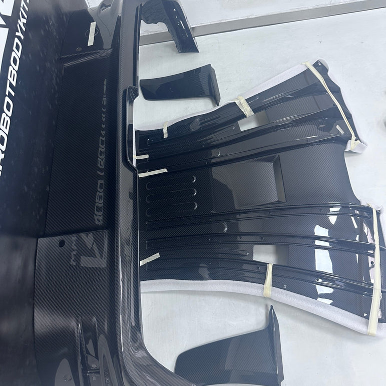 Porsche 992 GT3 RS Plastic OEM Dry - Carbon Replacement Kit Aftermarket Carbon Fiber Part / Bodykit - Robot Bodykits