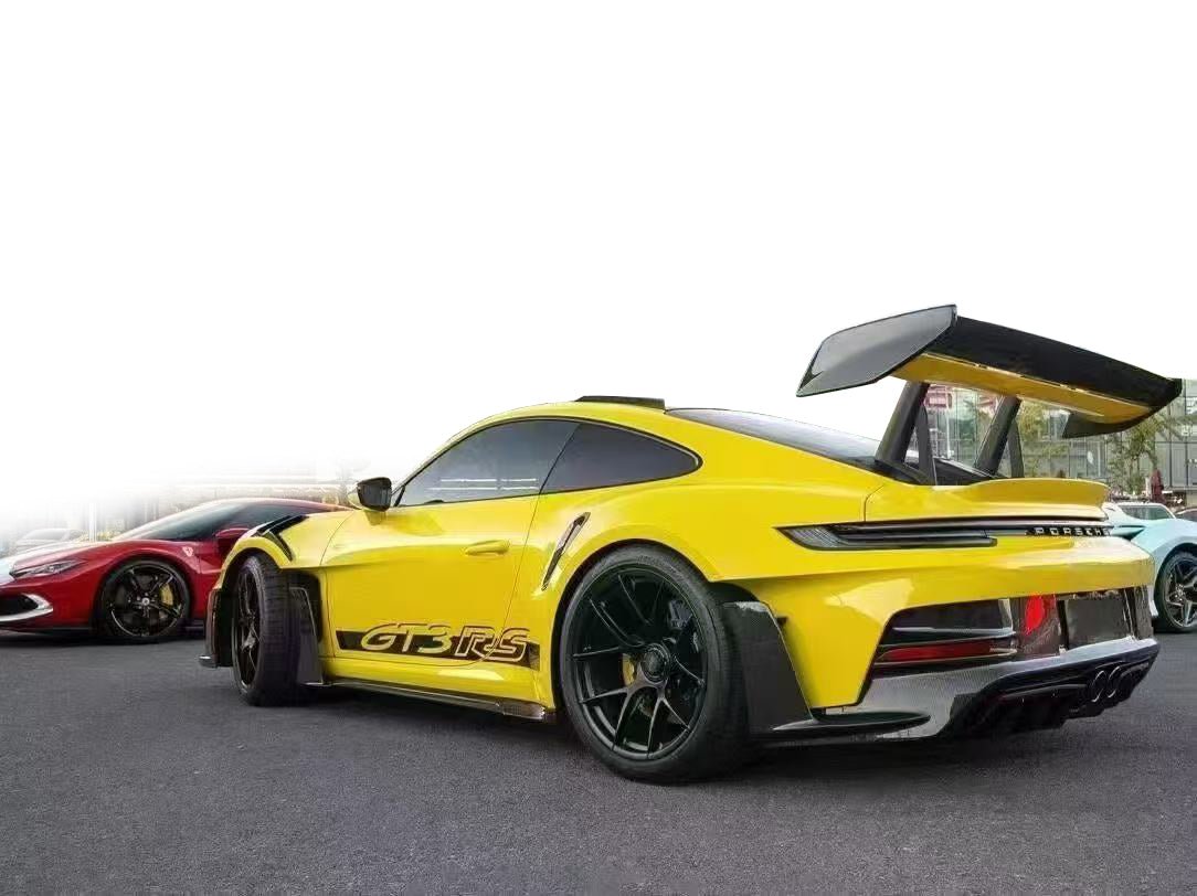 Porsche 992 GT3 RS Plastic OEM Dry - Carbon Replacement Kit Aftermarket Carbon Fiber Part / Bodykit - Robot Bodykits