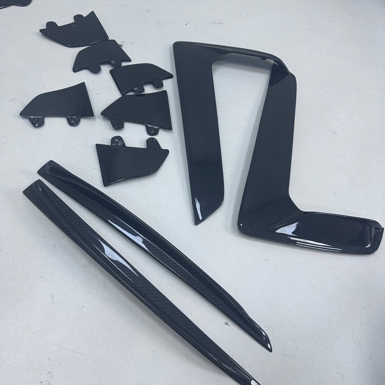Porsche 992 GT3 RS Plastic OEM Dry - Carbon Replacement Kit Aftermarket Carbon Fiber Part / Bodykit - Robot Bodykits