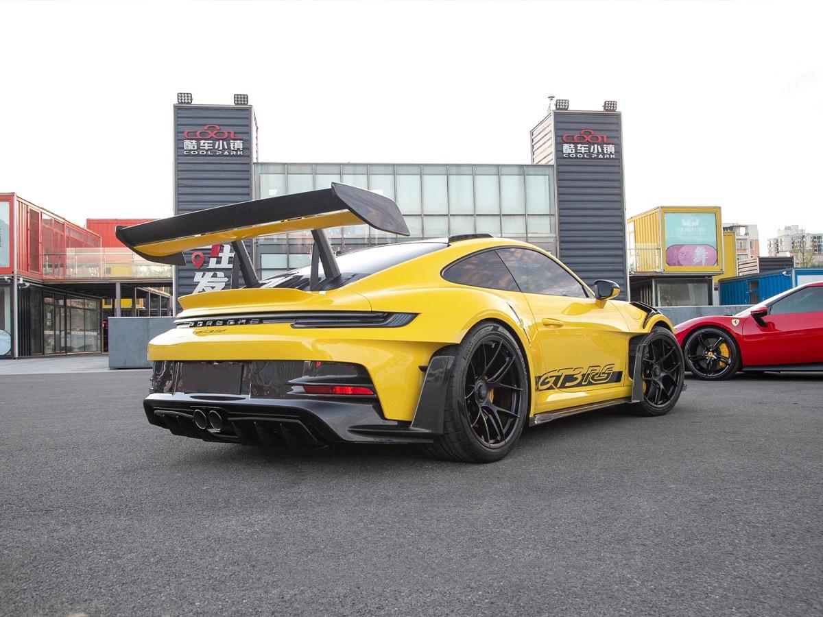 Porsche 992 GT3 RS Plastic OEM Dry-Carbon Replacement Kit Aftermarket Carbon Fiber Part / Bodykit - Robot Bodykits