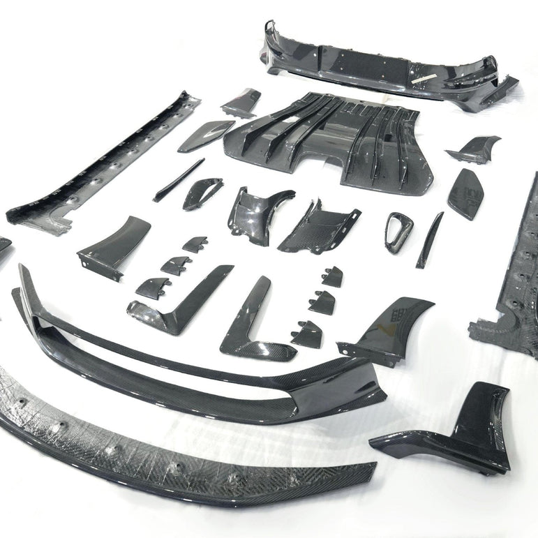 Porsche 992 GT3 RS Plastic OEM Dry-Carbon Replacement Kit Aftermarket Carbon Fiber Part / Bodykit - Robot Bodykits