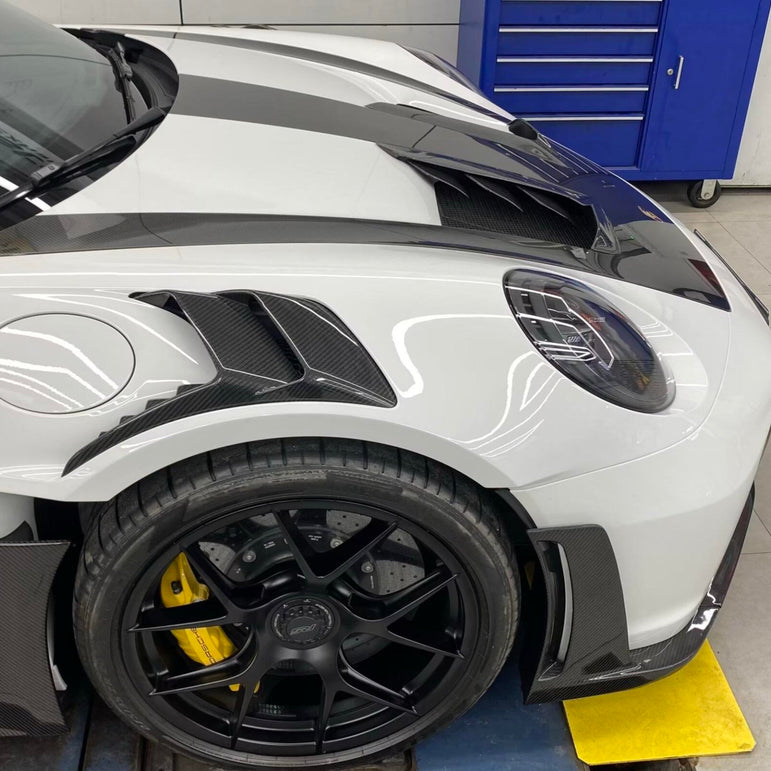 Porsche 992 GT3 RS Plastic OEM Dry-Carbon Replacement Kit Aftermarket Carbon Fiber Part / Bodykit - Robot Bodykits