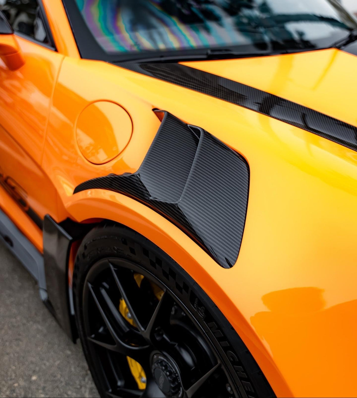 Porsche 992 GT3 RS Plastic OEM Dry-Carbon Replacement Kit Aftermarket Carbon Fiber Part / Bodykit - Robot Bodykits