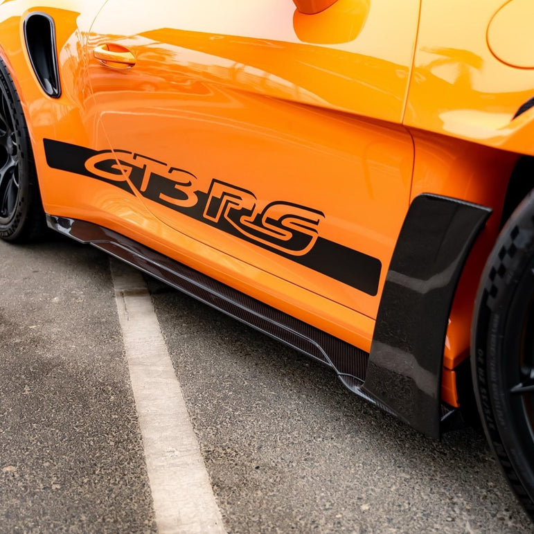 Porsche 992 GT3 RS Plastic OEM Dry-Carbon Replacement Kit Aftermarket Carbon Fiber Part / Bodykit - Robot Bodykits