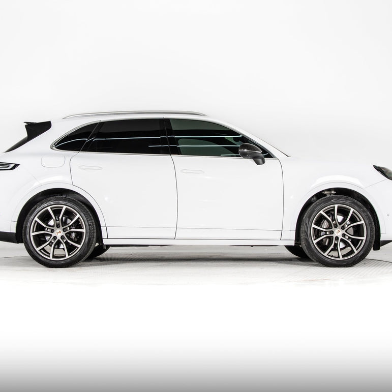 Porsche Cayenne 9Y0.2 (2024+) Turbo Body Kit – Plus DRL Package Aftermarket Carbon Fiber Part / Bodykit - Robot Bodykits