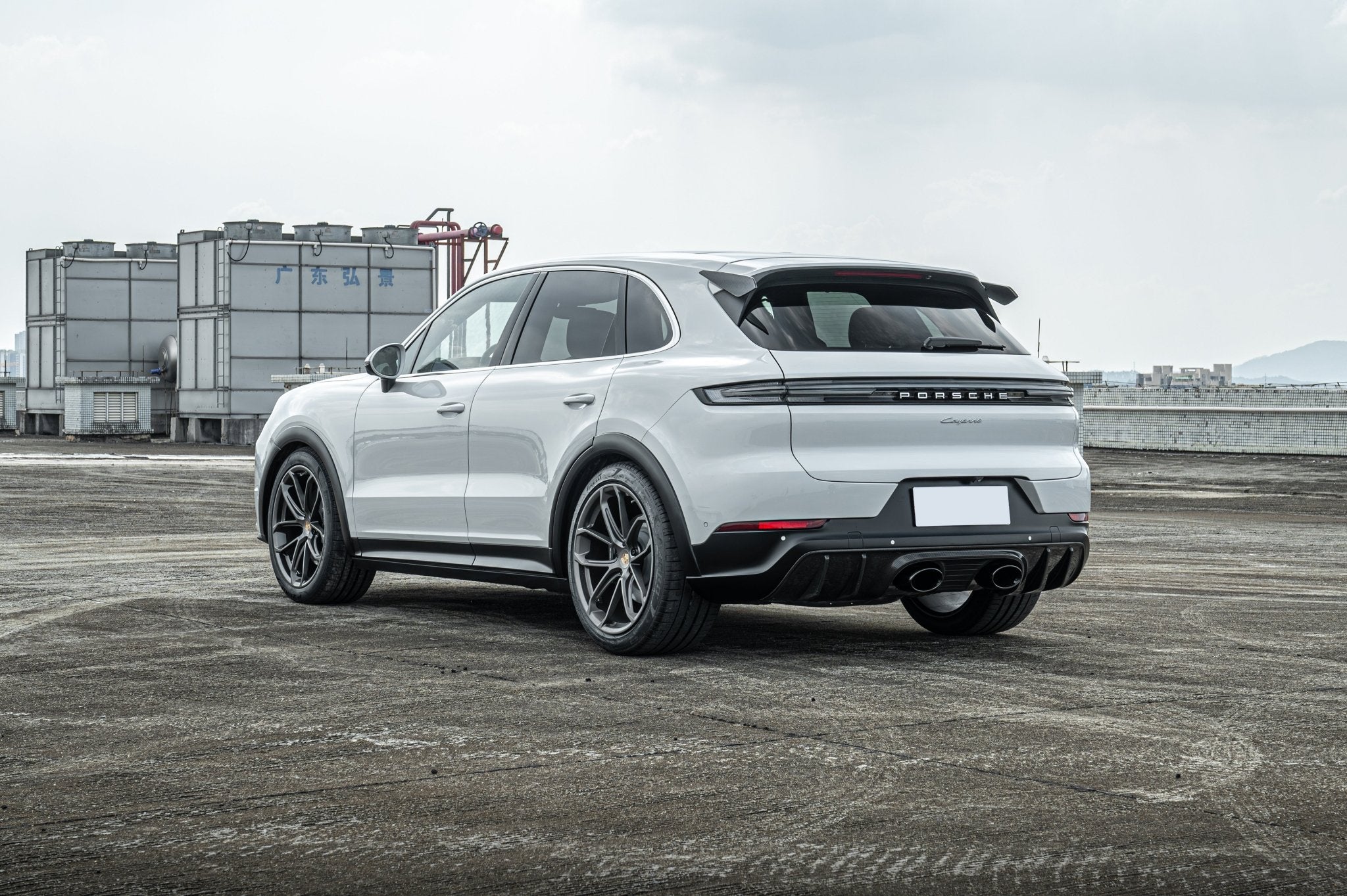 Porsche Cayenne 9Y0.2 (2024+) Turbo GT Body Kit – Plus DRL Package Aftermarket Carbon Fiber Part / Bodykit - Robot Bodykits