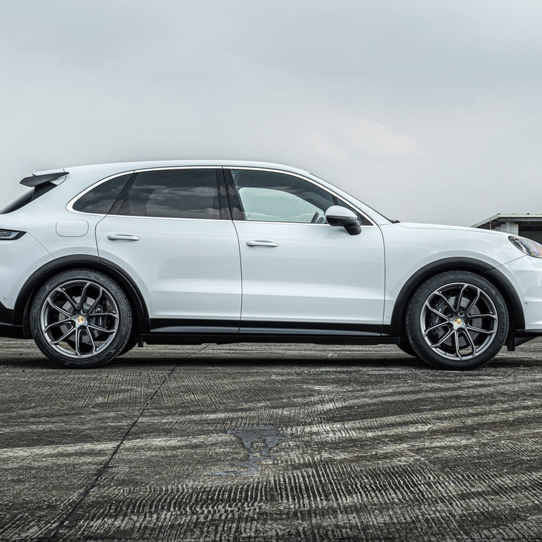 Porsche Cayenne 9Y0.2 (2024+) Turbo GT Body Kit – Plus DRL Package Aftermarket Carbon Fiber Part / Bodykit - Robot Bodykits