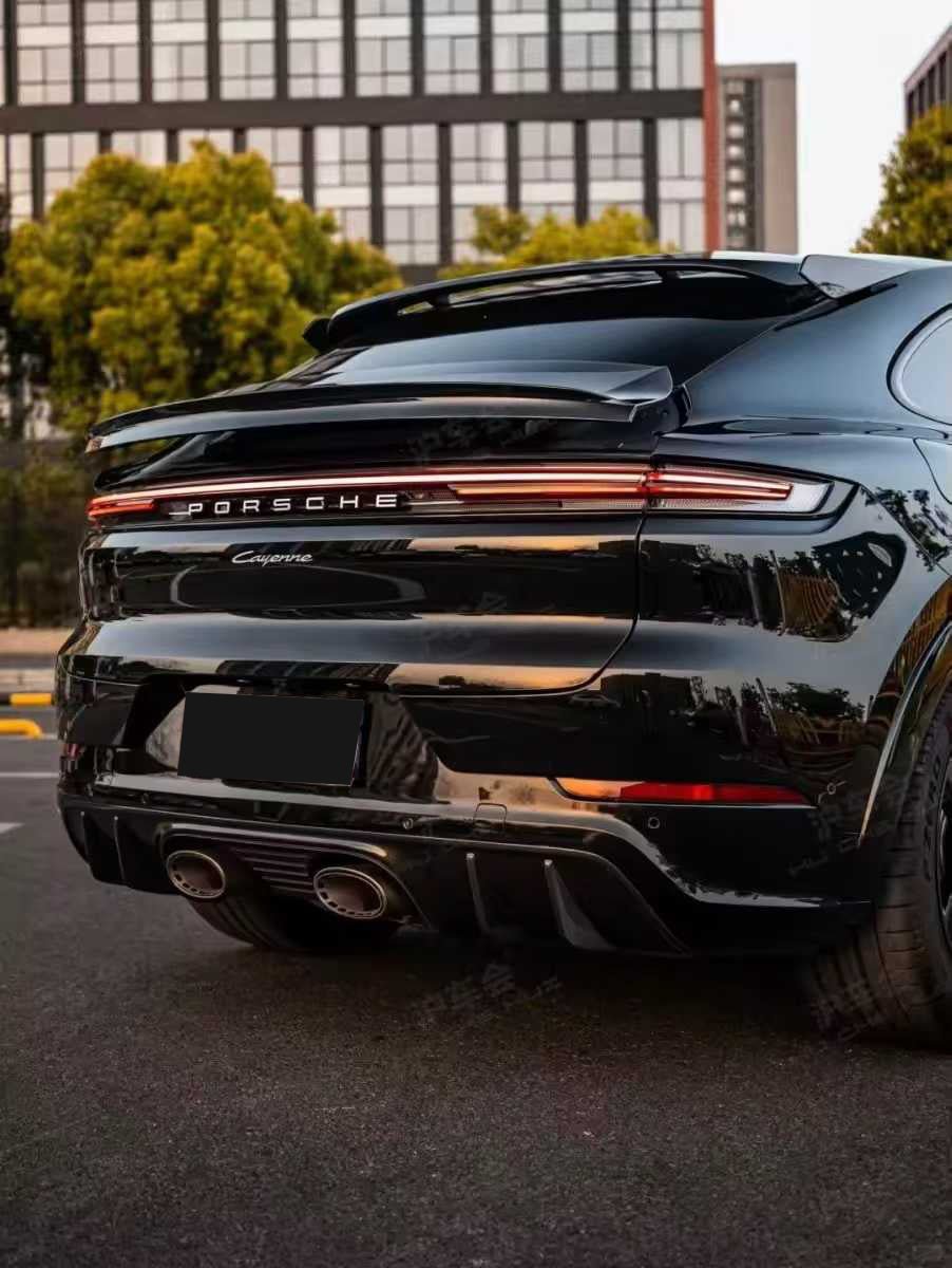 Porsche Cayenne 9Y0.2 (2024+) Turbo GT Body Kit – Plus DRL Package Aftermarket Carbon Fiber Part / Bodykit - Robot Bodykits