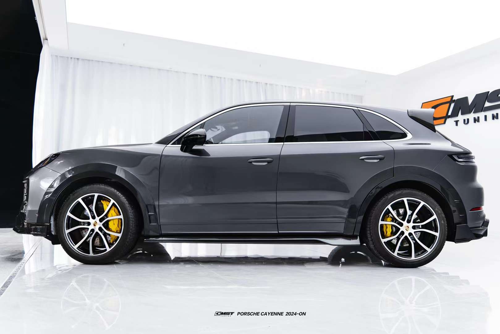 Porsche Cayenne 9Y0.2 Facelift (2024+) CMST Dry Carbon Body Kit Aftermarket Carbon Fiber Part / Bodykit - Robot Bodykits