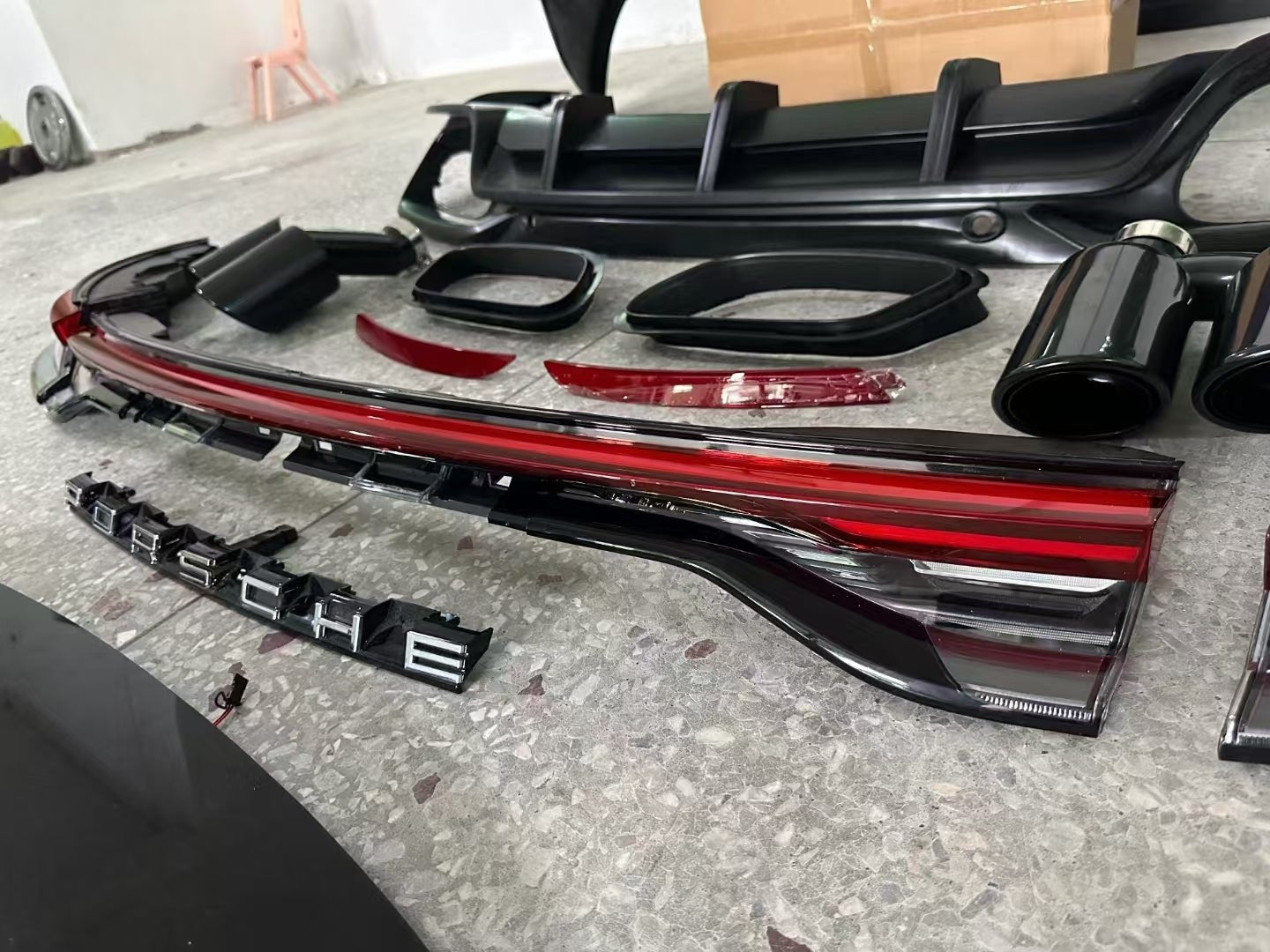 Porsche Panamera 970 Convert to 971 Full Conversion Kit Aftermarket Carbon Fiber Part / Bodykit - Robot Bodykits